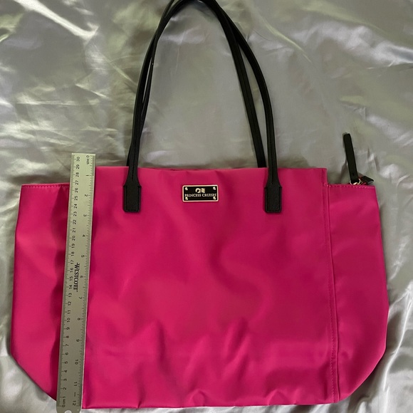 Princess Cruises hot-pink handbag - Picture 10 of 12
